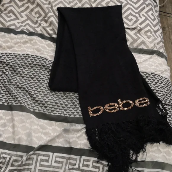 BEBE LOGO BLACK SCARF - Picture 2 of 2